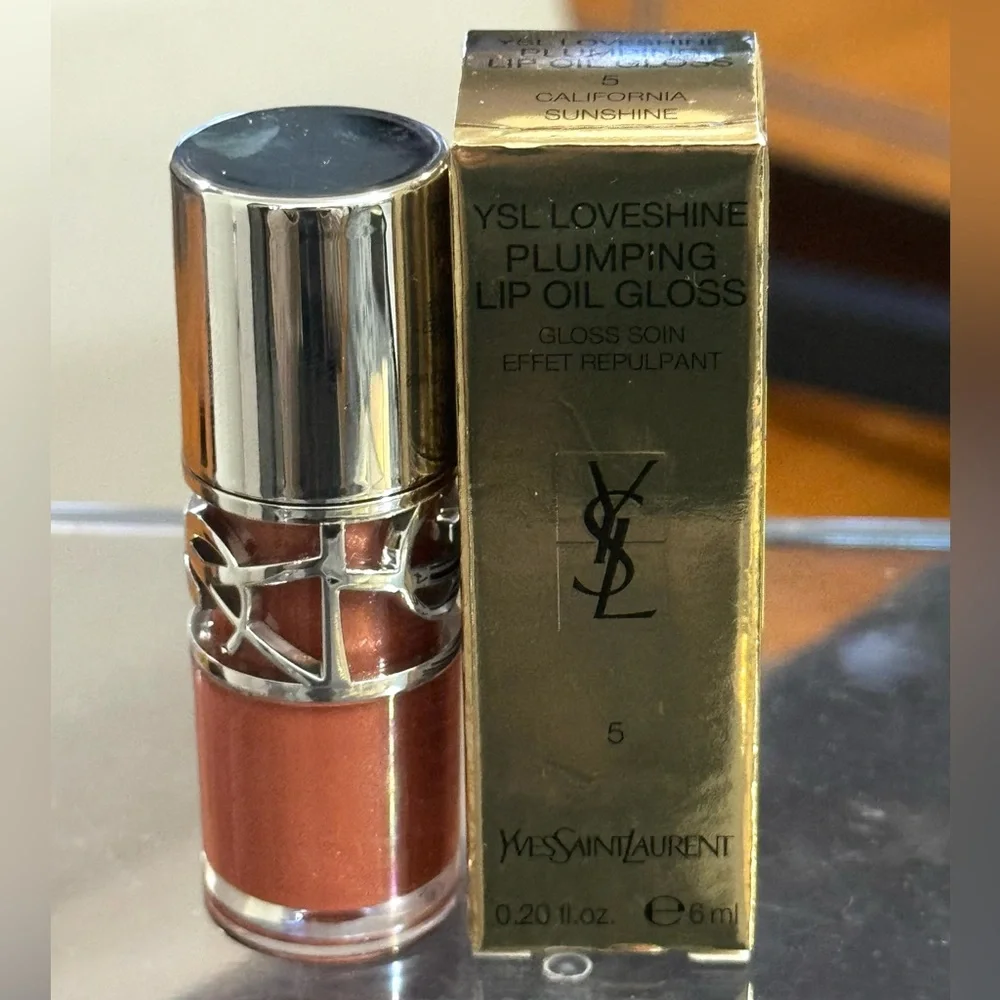 NIB Yves Saint Laurent Loveshine Plumping Lip Oil Gloss in California Sunshine